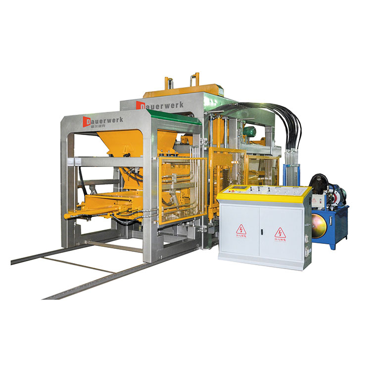 QT15 concrete block making machine